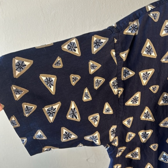 Haggar Casuals Botton Down Shirt - Picture 3 of 8